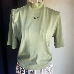 Nike ribbed top